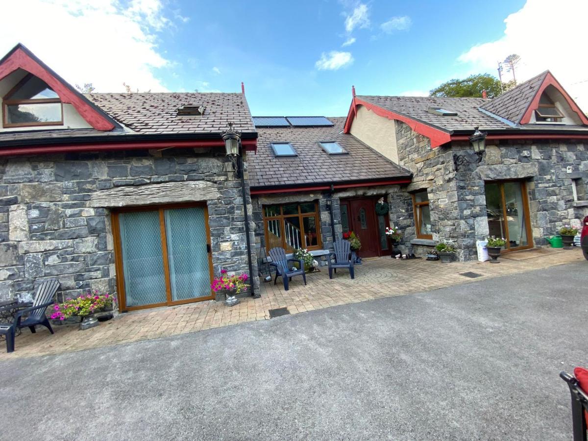 كونغ Salmon Weir Lodge المظهر الخارجي الصورة